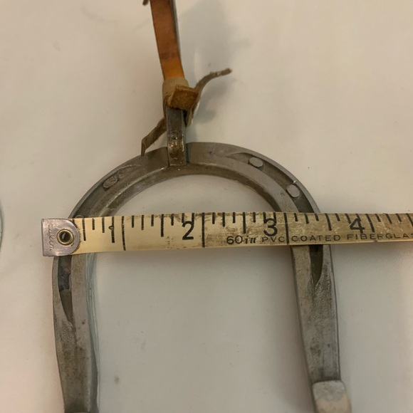 Rustic Silver Horseshoe Decor - Picture 10 of 10